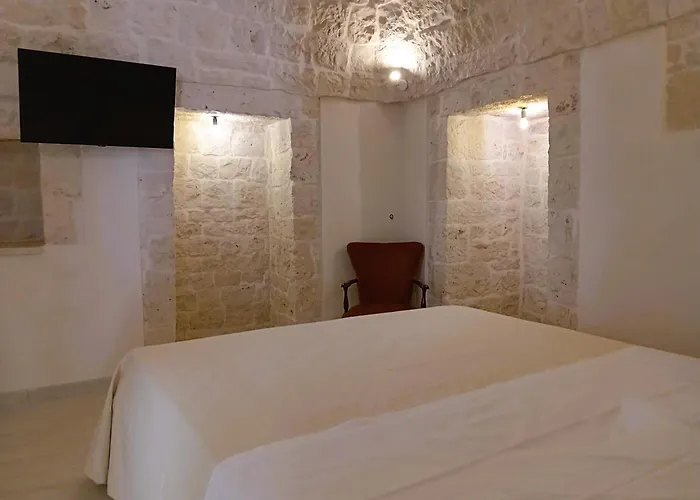 Pietra Di Puglia מונופולי
